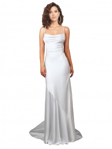 Achetez Blanc Fourreau Balayage train Satiné Soyeux Simple Plage Robes de mariée