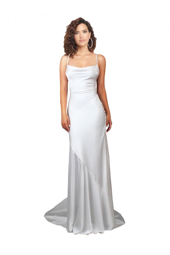 Achetez Blanc Fourreau Balayage train Satiné Soyeux Simple Plage Robes de mariée