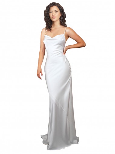 Achetez Blanc Fourreau Balayage train Satiné Soyeux Simple Plage Robes de mariée