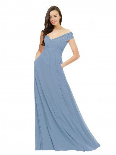 Achetez Bleu poussiéreux Trapèze Épaule Dénudée Mousseline Longue Robes demoiselle d'honneur