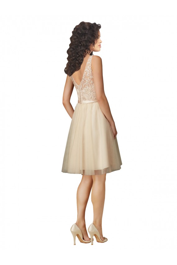 Achetez Champagne Trapèze Col V Tulle Dentelle Courte Robes demoiselle d'honneur